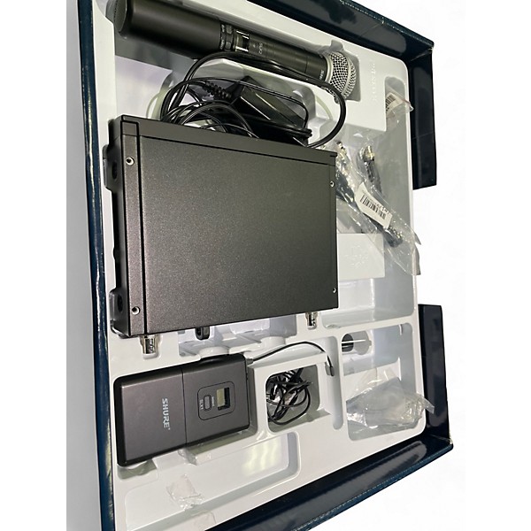 Used Shure SLX4 LAV/ HANDHELD Wireless System