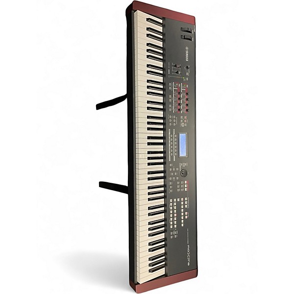 Used Yamaha MOXF8 88 Key Keyboard Workstation