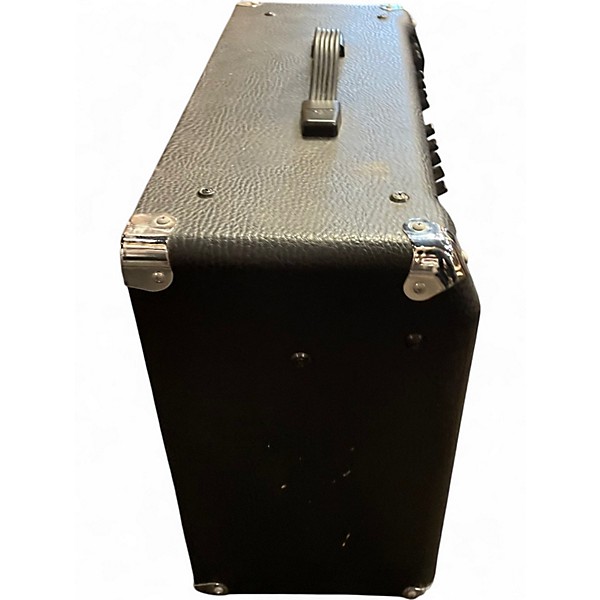 Used Behringer gmx112 Guitar Combo Amp