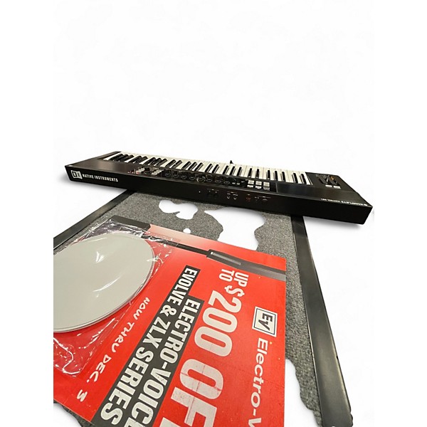 Used Native Instruments Komplete Kontrol S61 MIDI Controller