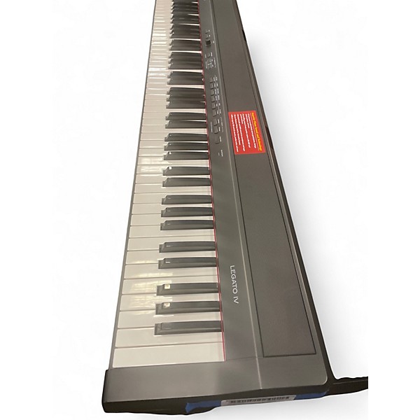 Used Williams legato iv Portable Keyboard