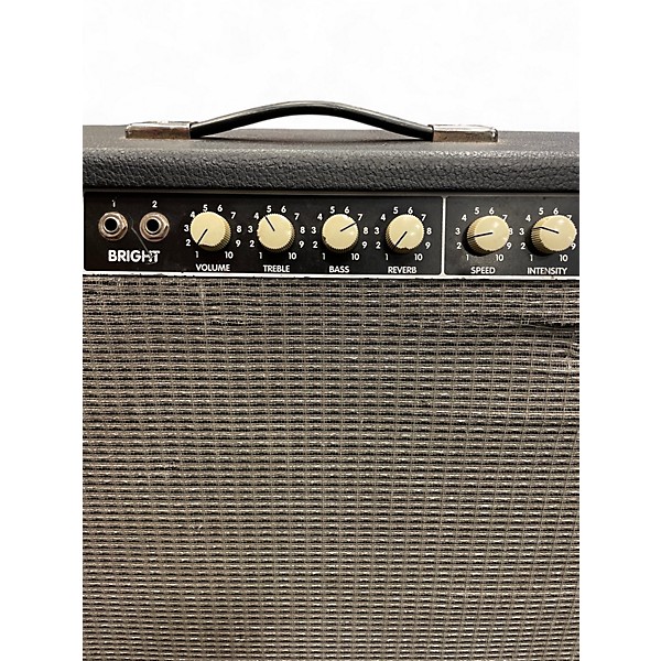 Used Fender Custom Vibrolux Reverb Tube Guitar Combo Amp
