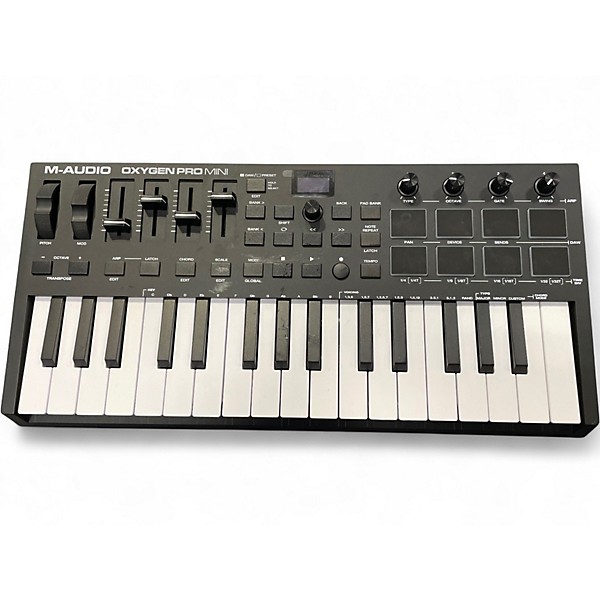 Used M-Audio OXYGEN PRO MINI MIDI Controller