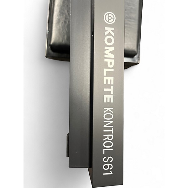 Used Native Instruments Komplete Kontrol S61 MIDI Controller