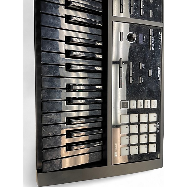 Used Roland F06 Synthesizer