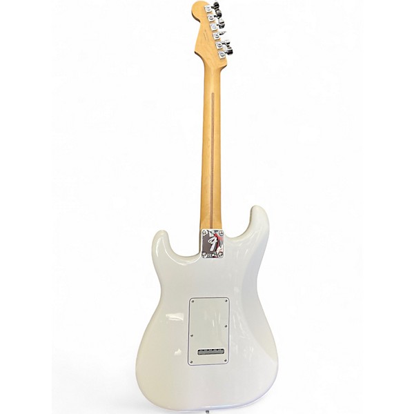 Used 2022 Fender Player Stratocaster White Solid Body Electric Guitar