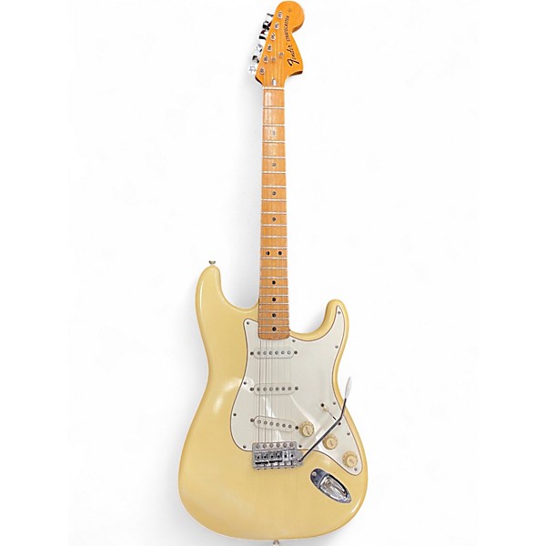 Vintage 1970s Fender STRATOCASTER Buttercream Solid Body Electric Guitar