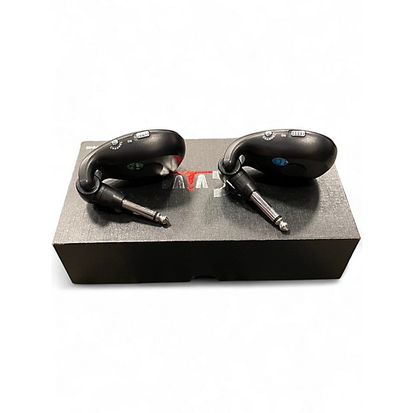 Used Xvive U2 Guitar Wireless Instrument Wireless System