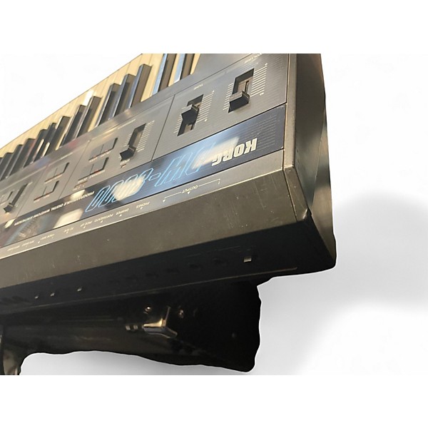 Used KORG DW-8000 Synthesizer