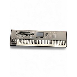 Used Yamaha MONTAGE M7 Keyboard Workstation