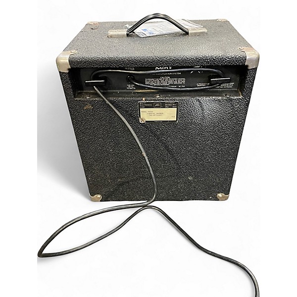 Used Peavey MINX Bass Combo Amp