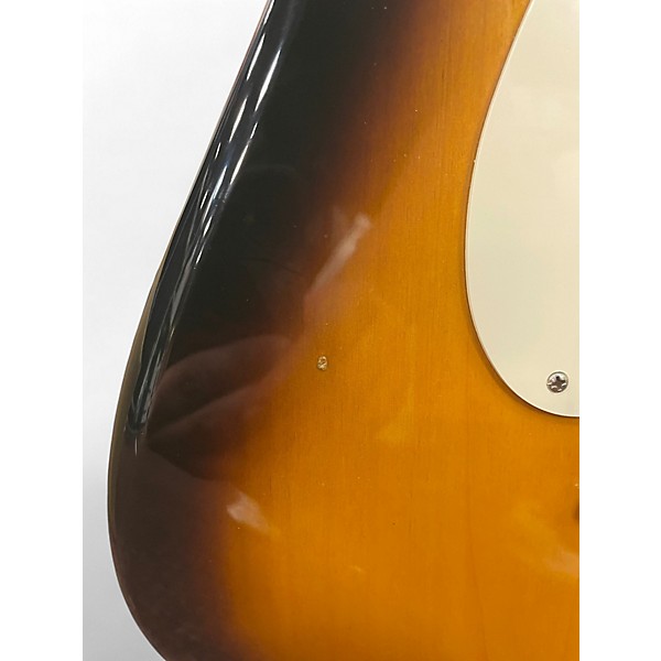 Used Fender Classic Series '50s Stratocaster Vintage Sunburst Solid Body Electric Guitar