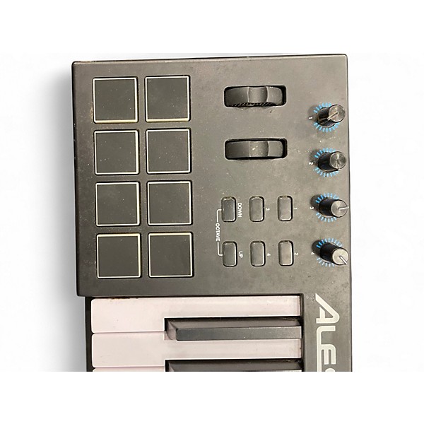 Used Alesis V25 25 Key MIDI Controller