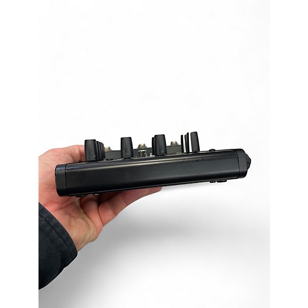 Used Mackie MIX5 Powered Mixer