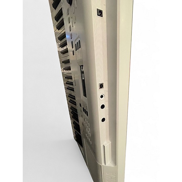 Used Yamaha EZ300 Portable Keyboard