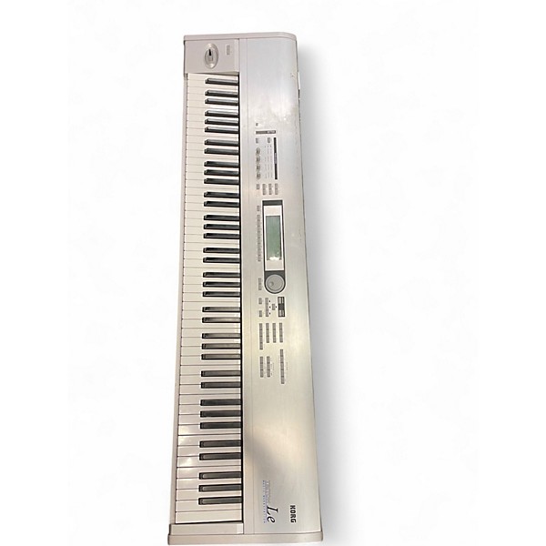 Used KORG Triton Le 88 Key Keyboard Workstation