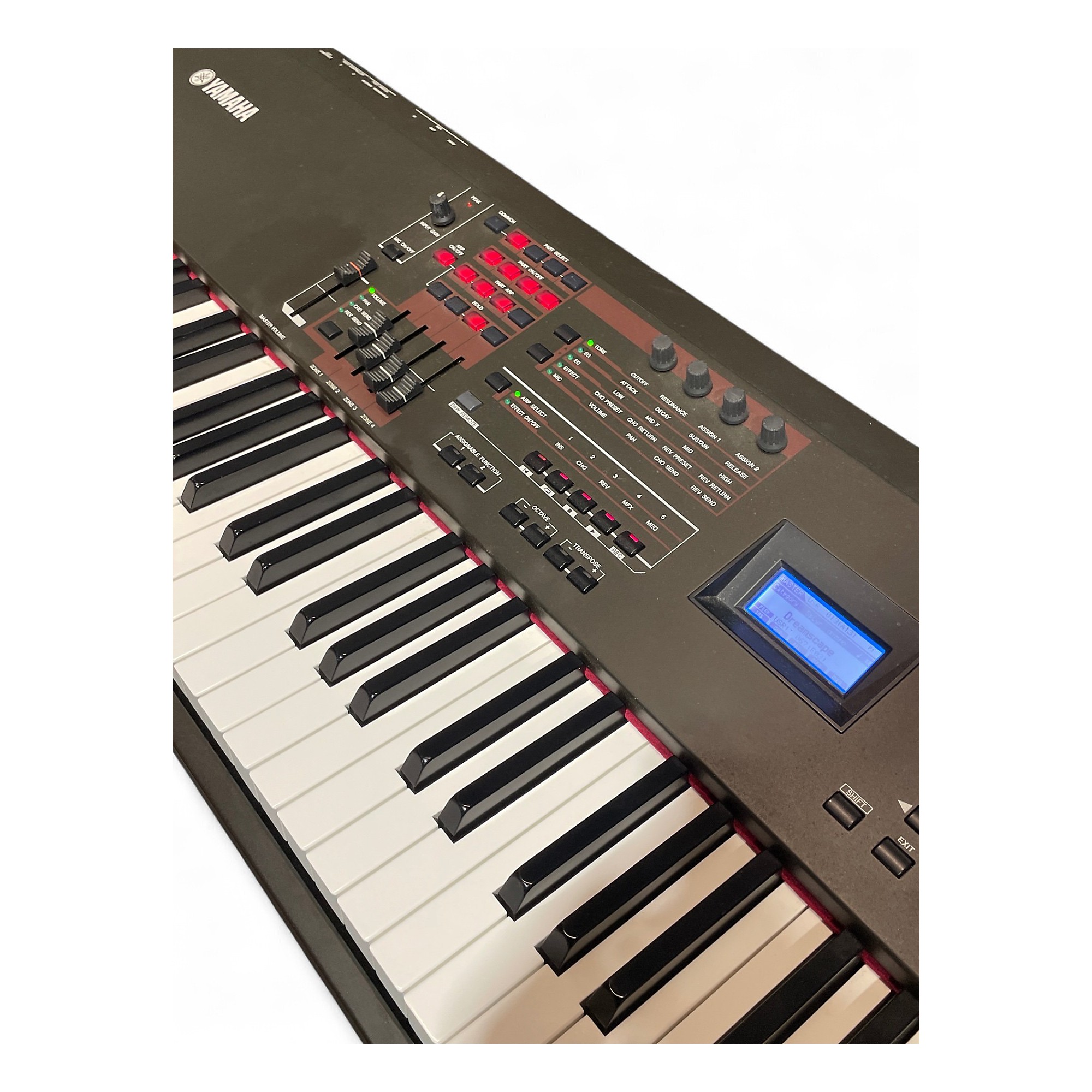 Used Yamaha S70XS 76 Key Synthesizer | Guitar Center