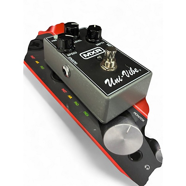 Used MXR UNI-VIBE CHORUS Effect Pedal