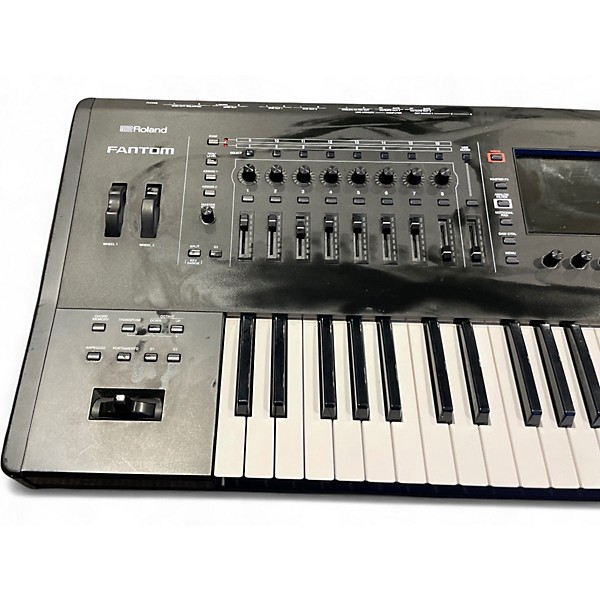 Used Roland Fantom 6 Keyboard Workstation
