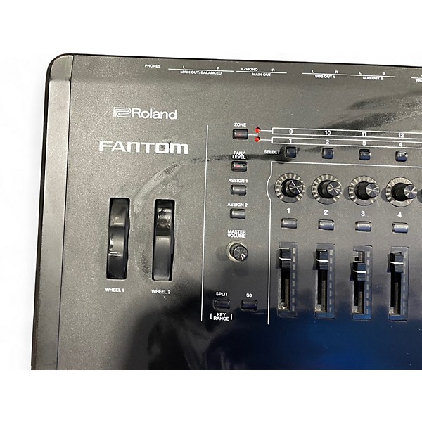 Used Roland Fantom 6 Keyboard Workstation
