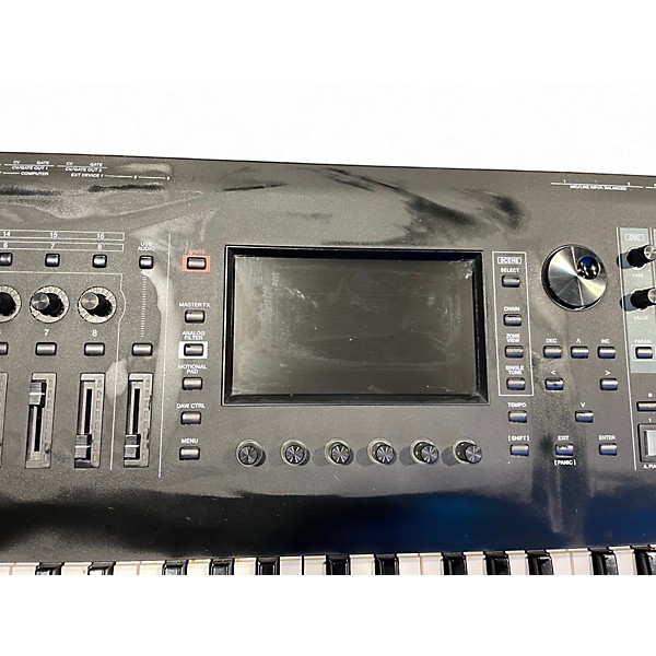 Used Roland Fantom 6 Keyboard Workstation