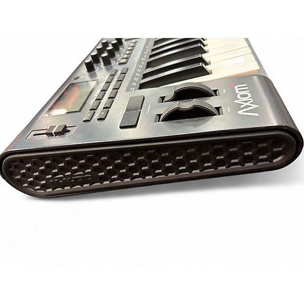 Used M-Audio Axiom 25 Key MIDI Controller