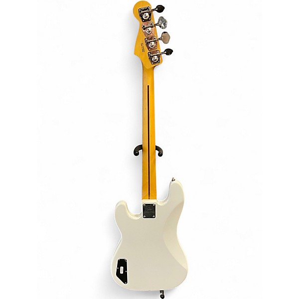 Used Fender AERODYNE PRECISION BASS Bright White Electric Bass Guitar