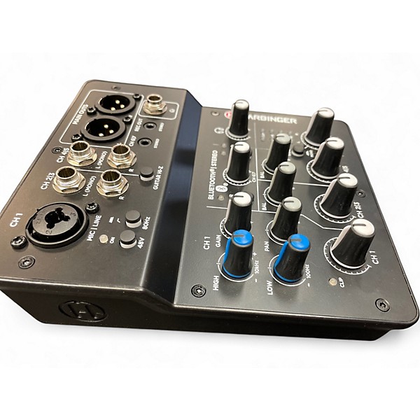 Used Harbinger lv7 Powered Mixer