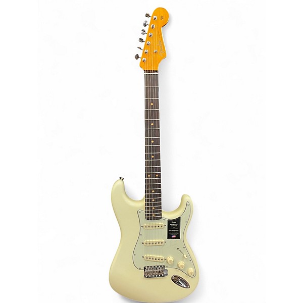 Used Fender AMERICAN VINTAGE II 1961 STRATOCASTER Olympic White Solid Body Electric Guitar