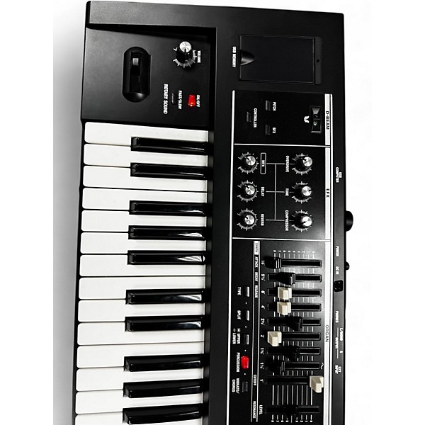 Used Roland VR09 Synthesizer