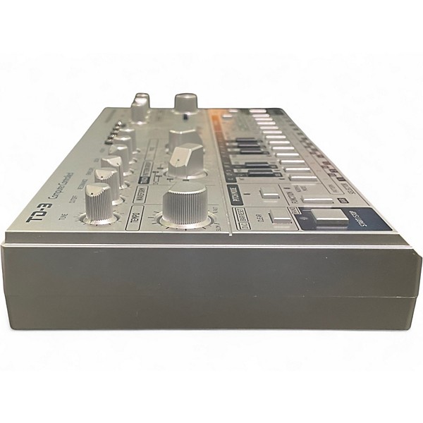 Used Behringer TD-3 ANALOG BASS LINE SYNTHESIZER MIDI Utility