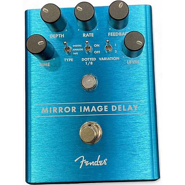 Used Fender mirror image delay Effect Pedal