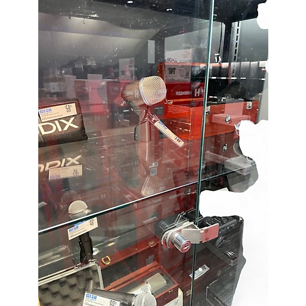 Used Xvive U3 WIRELESS MIC SYSTEM Handheld Wireless System