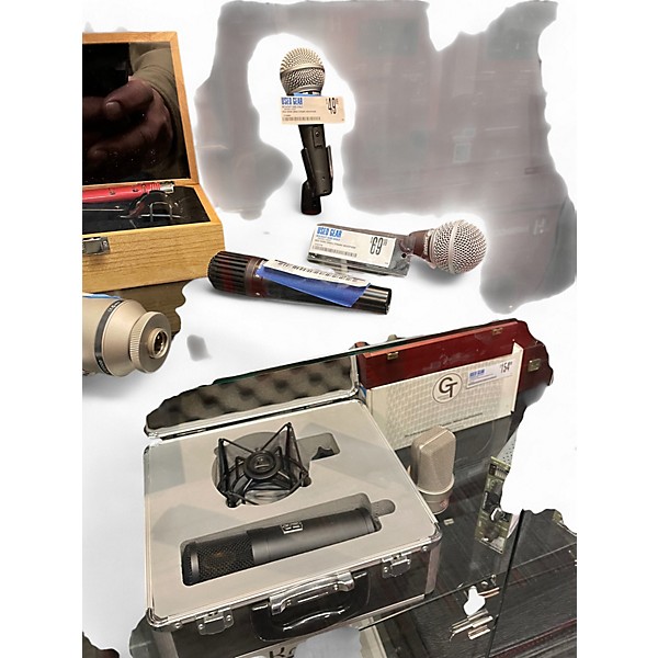 Used Xvive U3 WIRELESS MIC SYSTEM Handheld Wireless System