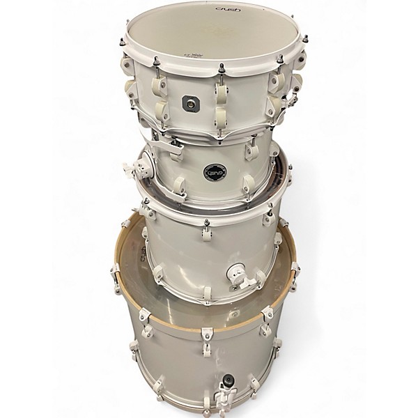 Used 2014 Crush Drums & Percussion 4 Piece Chameleon Birch White Drum Kit