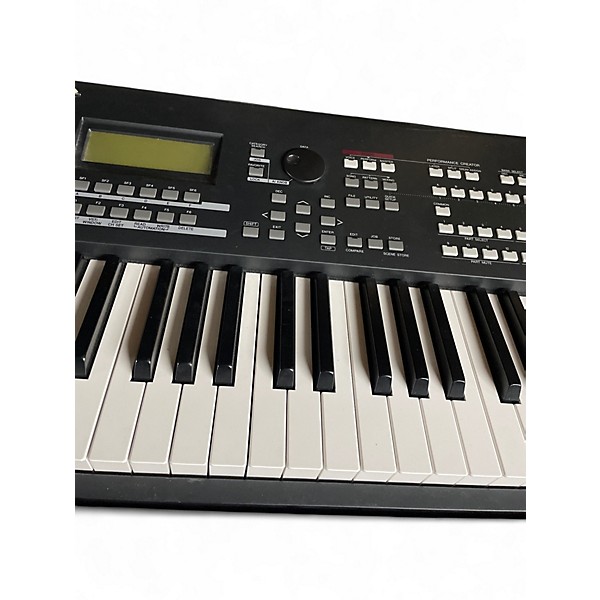 Used Yamaha MOXF8 88 Key Keyboard Workstation