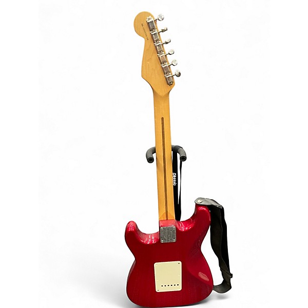 Vintage 1997 Fender California Series Stratocaster Candy Apple Red Solid Body Electric Guitar