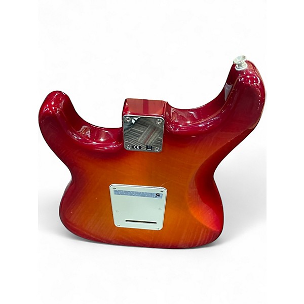 Used Fender Player Stratocaster HSS Plus Top Sienna Sunburst Solid Body Electric Guitar