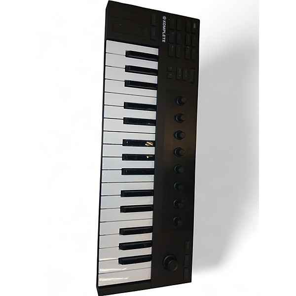 Used Native Instruments Komplete Kontrol M32 MIDI Controller