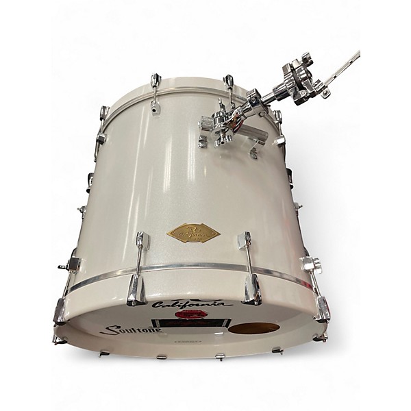 Used Dc California  4 Piece CUSTOM MAHOGANY WHITE Drum Kit