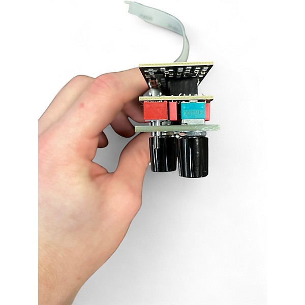 Used Ooots SATURATION SYNTH Synthesizer