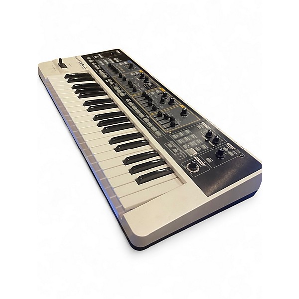 Used Roland Gaia SH01 37 Key Synthesizer