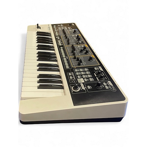 Used Roland Gaia SH01 37 Key Synthesizer