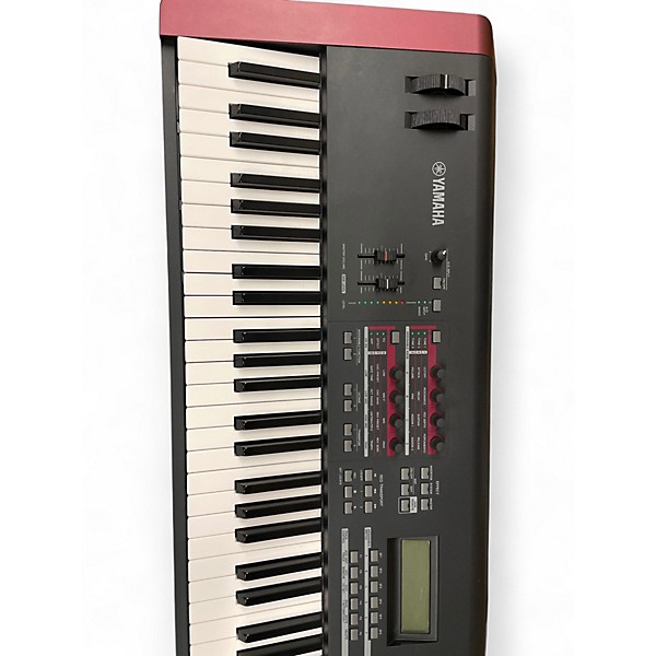 Used Yamaha MOXF8 88 Key Keyboard Workstation