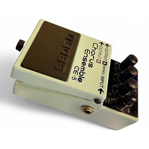 Used BOSS CE5 Chorus Ensemble Effect Pedal