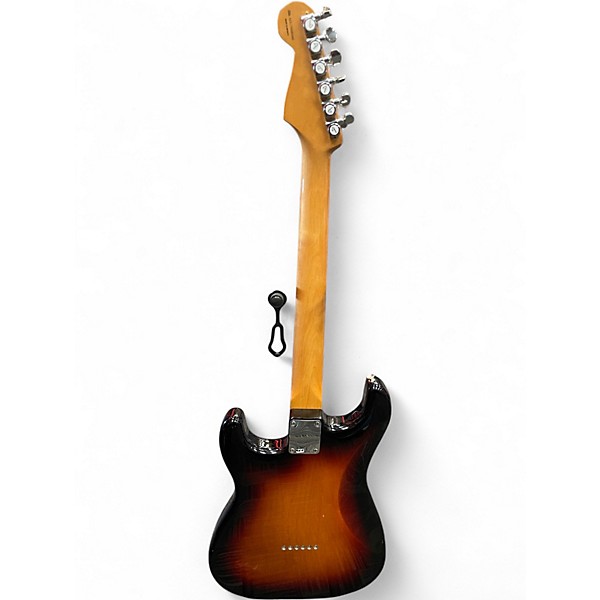 Used Fender Artist Series Robert Cray Stratocaster 2 Color Sunburst Solid Body Electric Guitar