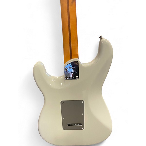 Used Fender American Ultra II Stratocaster Maple Fingerboard Avalanche Solid Body Electric Guitar