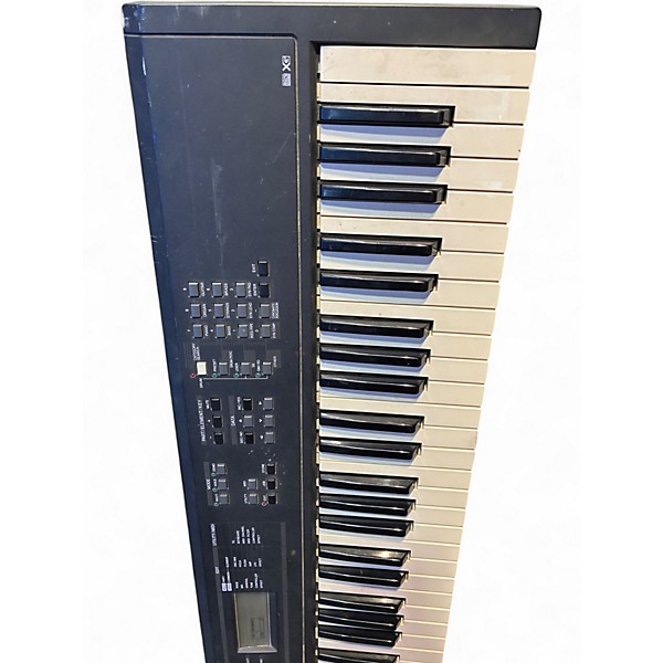 Used Yamaha S03 Synthesizer