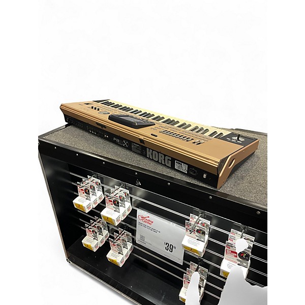 Used KORG PA3X 61 Key Keyboard Workstation