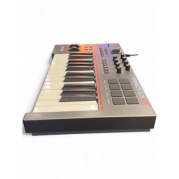 Used Nektar IMPACT LX25 Synthesizer